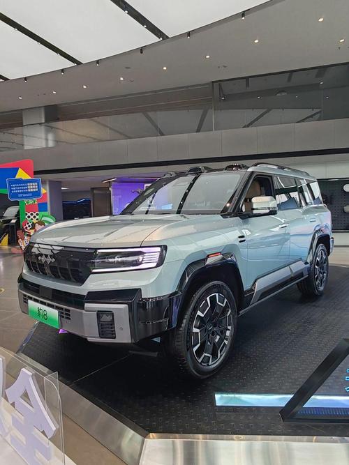 重庆武隆区振福时企业管理咨询比亚迪方程豹硬派越野的爆款，英菲尼迪35周年与你共成长
